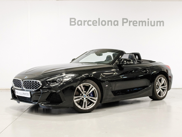 BMW Z4 sDrive30i Cabrio color Negro. Año 2021. 190KW(258CV). Gasolina. En concesionario Barcelona Premium -- GRAN VIA de Barcelona