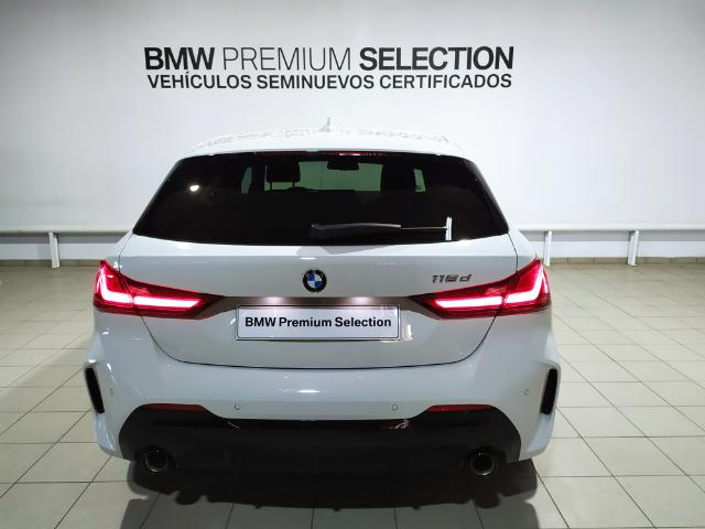 BMW Serie 1 118d color Blanco. Año 2020. 110KW(150CV). Diésel. En concesionario Hispamovil Elche de Alicante