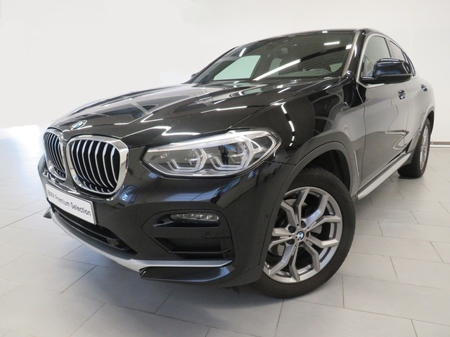 BMW X4 xDrive20d color Negro. Año 2021. 140KW(190CV). Diésel. En concesionario Lugauto S.A. de Lugo