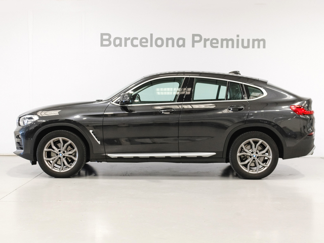 BMW X4 xDrive20d color Gris. Año 2020. 140KW(190CV). Diésel. En concesionario Barcelona Premium -- GRAN VIA de Barcelona