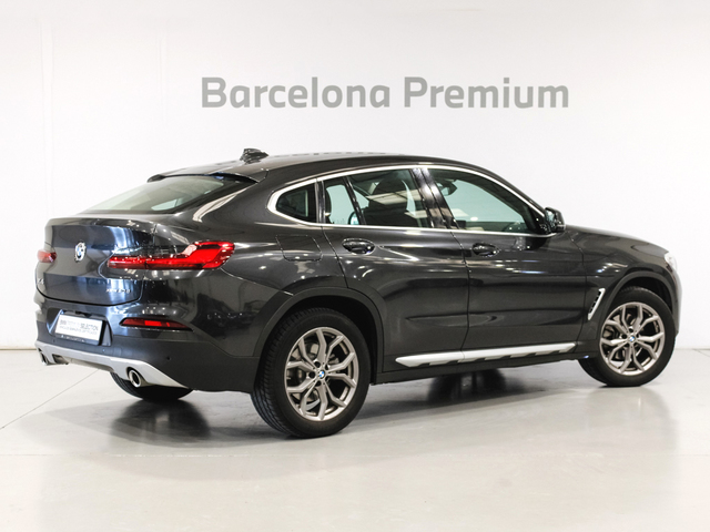 BMW X4 xDrive20d color Gris. Año 2020. 140KW(190CV). Diésel. En concesionario Barcelona Premium -- GRAN VIA de Barcelona