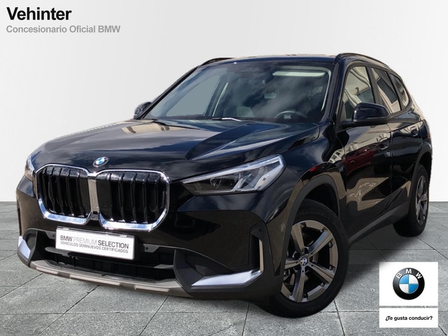 BMW X1 sDrive18d color Negro. Año 2023. 110KW(150CV). Diésel. En concesionario Vehinter Getafe de Madrid