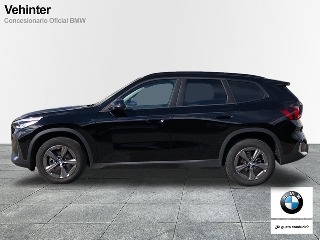 BMW X1 sDrive18d color Negro. Año 2023. 110KW(150CV). Diésel. En concesionario Vehinter Getafe de Madrid