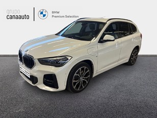 Fotos de BMW X1 xDrive25e color Blanco. Año 2020. 162KW(220CV). Híbrido Electro/Gasolina. En concesionario CANAAUTO - TACO de Sta. C. Tenerife