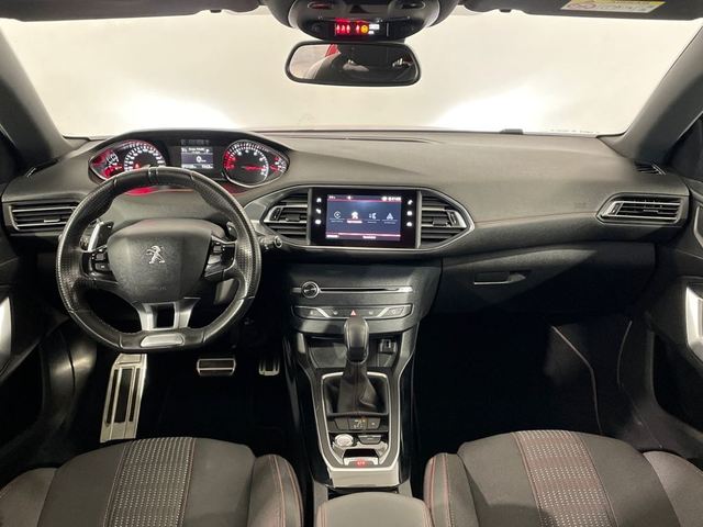 Peugeot 308 1.2 PureTech - 8