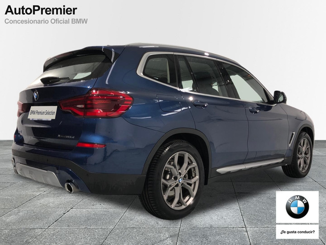 BMW X3 xDrive20d color Azul. Año 2021. 140KW(190CV). Diésel. En concesionario Auto Premier, S.A. - MADRID de Madrid