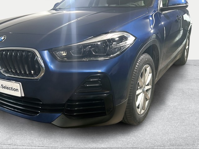 BMW X2 sDrive18i color Azul. Año 2020. 103KW(140CV). Gasolina. En concesionario San Pablo Motor | Su Eminencia de Sevilla