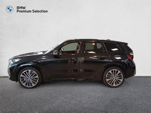 Fotos de BMW iX1 xDrive30 color Negro. Año 2023. 230KW(313CV). Eléctrico. En concesionario Marmotor de Las Palmas