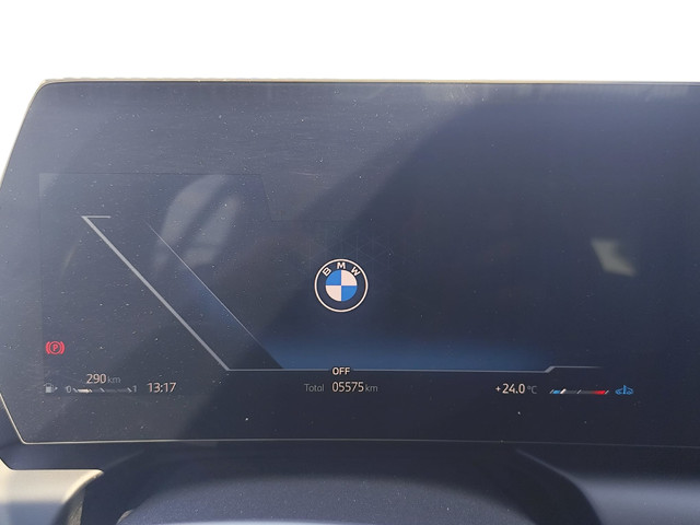 BMW Serie 1 120d color Azul. Año 2024. 120KW(163CV). Diésel. En concesionario Momentum S.A. de Madrid
