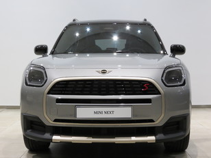 Fotos de MINI Countryman S ALL4 160 kW (218 CV)