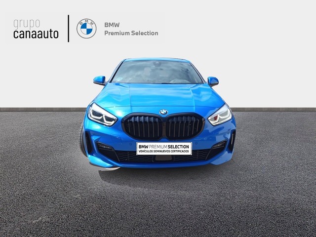 BMW Serie 1 118d color Azul. Año 2024. 110KW(150CV). Diésel. En concesionario RAC MAS MOTOR de Sta. C. Tenerife