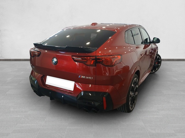 BMW X2 M35i color Rojo. Año 2024. 221KW(300CV). Gasolina. En concesionario Enekuri Motor de Vizcaya