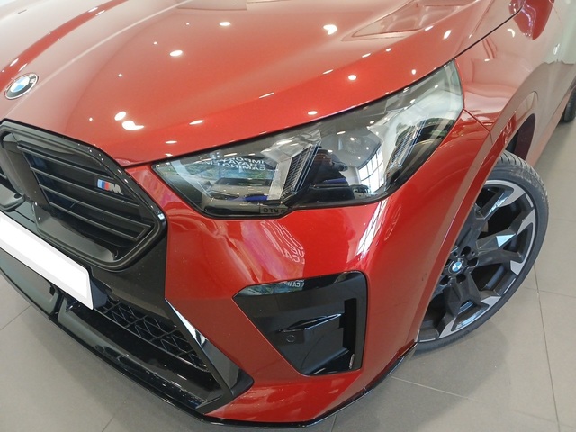 BMW X2 M35i color Rojo. Año 2024. 221KW(300CV). Gasolina. En concesionario Enekuri Motor de Vizcaya