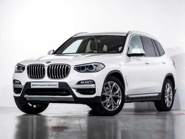 BMW X3 xDrive20d color Blanco. Año 2019. 140KW(190CV). Diésel. En concesionario Oliva Motor Tarragona de Tarragona