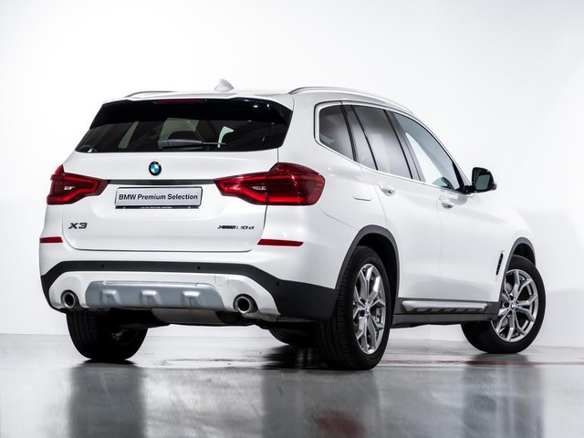 BMW X3 xDrive20d color Blanco. Año 2019. 140KW(190CV). Diésel. En concesionario Oliva Motor Tarragona de Tarragona