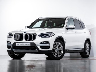 Fotos de BMW X3 xDrive20d color Blanco. Año 2019. 140KW(190CV). Diésel. En concesionario Oliva Motor Tarragona de Tarragona