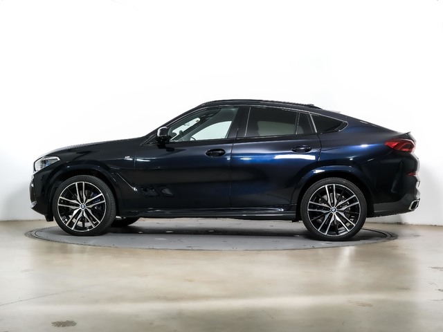 BMW X6 xDrive30d color Negro. Año 2020. 195KW(265CV). Diésel. En concesionario Oliva Motor Tarragona de Tarragona