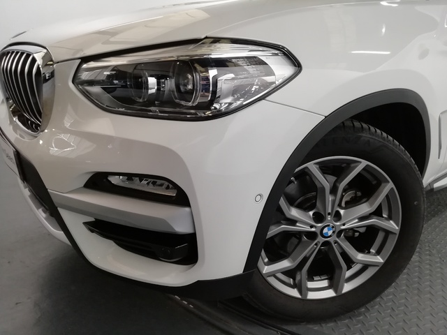 BMW X3 xDrive20d color Blanco. Año 2018. 140KW(190CV). Diésel. En concesionario Proa Premium Palma de Baleares