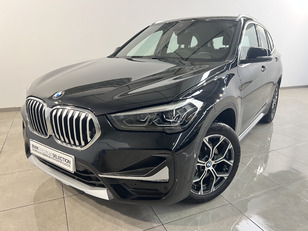 Fotos de BMW X1 sDrive18d color Negro. Año 2021. 110KW(150CV). Diésel. En concesionario Movitransa Cars Jerez de Cádiz