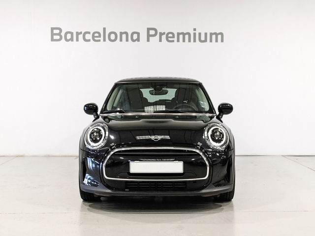 fotoG 1 del MINI MINI 3 Puertas Cooper 100 kW (136 CV) 136cv Gasolina del 2024 en Barcelona