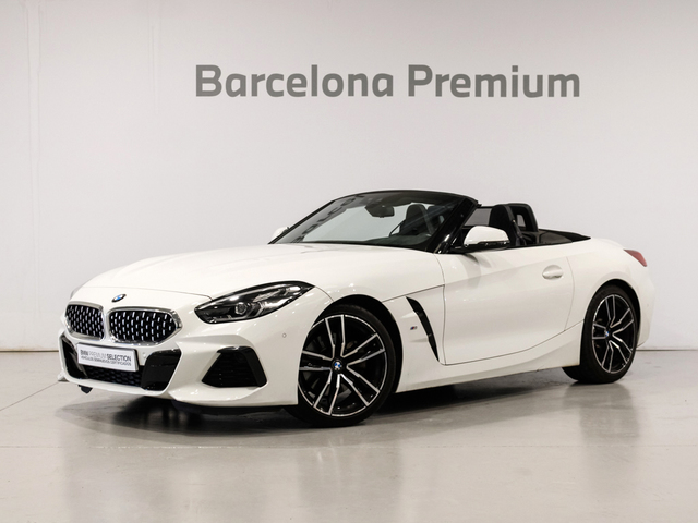 BMW Z4 sDrive20i Cabrio color Blanco. Año 2020. 145KW(197CV). Gasolina. En concesionario Barcelona Premium -- GRAN VIA de Barcelona