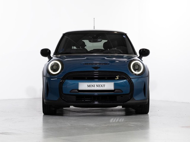 fotoG 1 del MINI MINI 3 Puertas Cooper SE 135 kW (184 CV) 184cv Eléctrico del 2023 en Girona