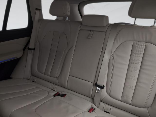 BMW X5 xDrive30d color Gris. Año 2020. 195KW(265CV). Diésel. En concesionario Automotor Premium Velázquez - Málaga de Málaga