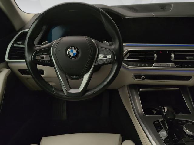 BMW X5 xDrive30d color Gris. Año 2020. 195KW(265CV). Diésel. En concesionario Automotor Premium Velázquez - Málaga de Málaga