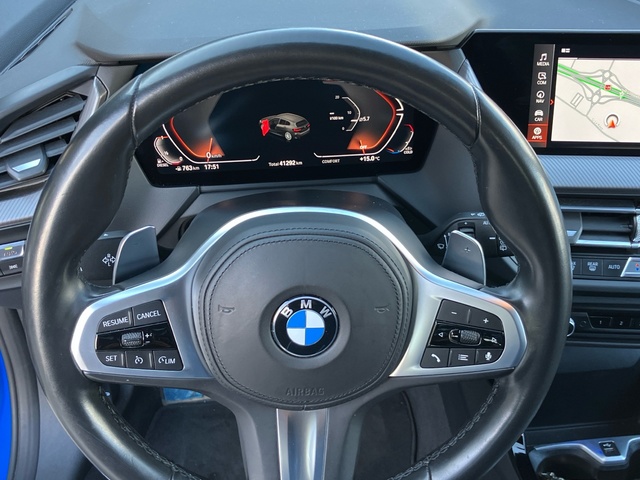 BMW Serie 1 118d color Azul. Año 2022. 110KW(150CV). Diésel. En concesionario Bernesga Motor León (Bmw y Mini) de León