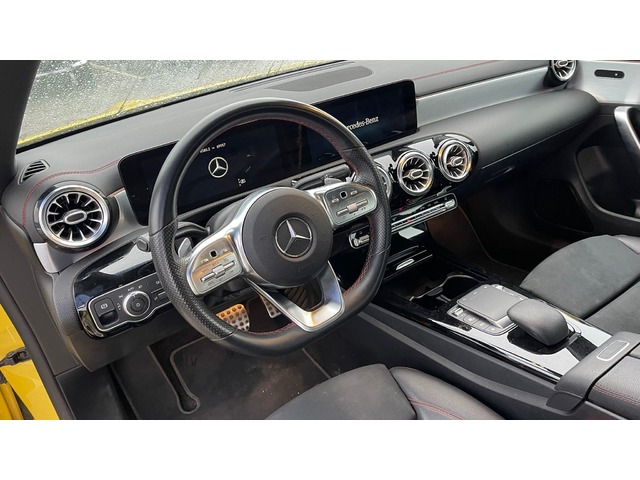 Mercedes-Benz Clase CLA 180 100 kW (136 CV)