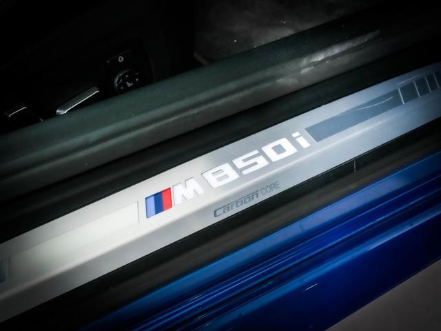 BMW Serie 8 M850i Cabrio color Azul. Año 2019. 390KW(530CV). Gasolina. En concesionario Proa Premium Palma de Baleares