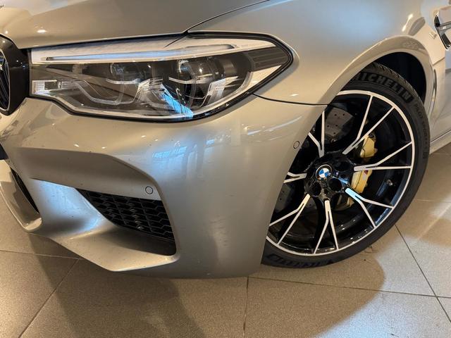 BMW M M5 color Gris. Año 2018. 441KW(600CV). Gasolina. En concesionario Tormes Motor de Salamanca