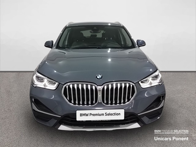 BMW X1 sDrive18d color Gris. Año 2019. 110KW(150CV). Diésel. En concesionario Unicars Ponent de Lleida