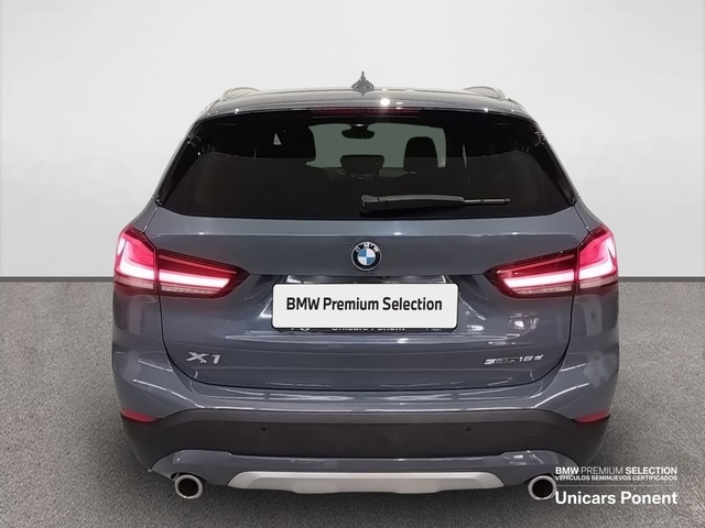 BMW X1 sDrive18d color Gris. Año 2019. 110KW(150CV). Diésel. En concesionario Unicars Ponent de Lleida