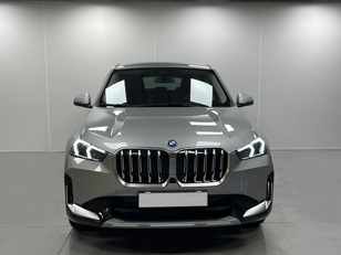 Fotos de BMW X1 xDrive25e color Gris Plata. Año 2024. 180KW(245CV). Híbrido Electro/Gasolina. En concesionario Maberauto de Castellón