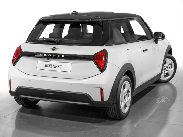 fotoG 3 del MINI MINI 3 Puertas Cooper C 115 kW (156 CV) 156cv Gasolina del 2024 en Madrid