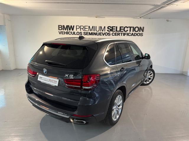 BMW X5 xDrive30d color Gris. Año 2018. 190KW(258CV). Diésel. En concesionario Lurauto Gipuzkoa de Guipuzcoa