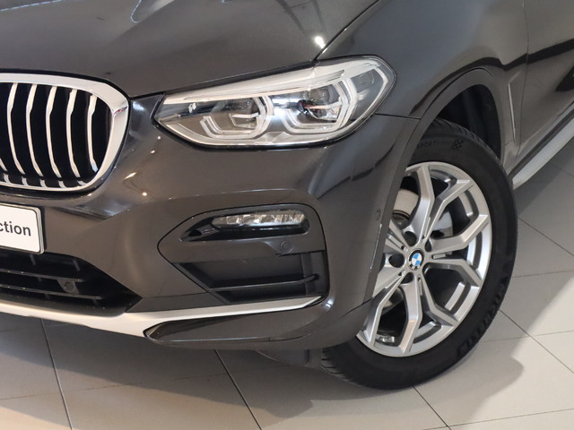 BMW X4 xDrive20d color Gris. Año 2020. 140KW(190CV). Diésel. En concesionario Pruna Motor de Barcelona