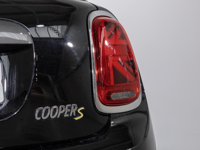 fotoG 10 del MINI MINI 3 Puertas Cooper SE 135 kW (184 CV) 184cv Eléctrico del 2021 en Girona