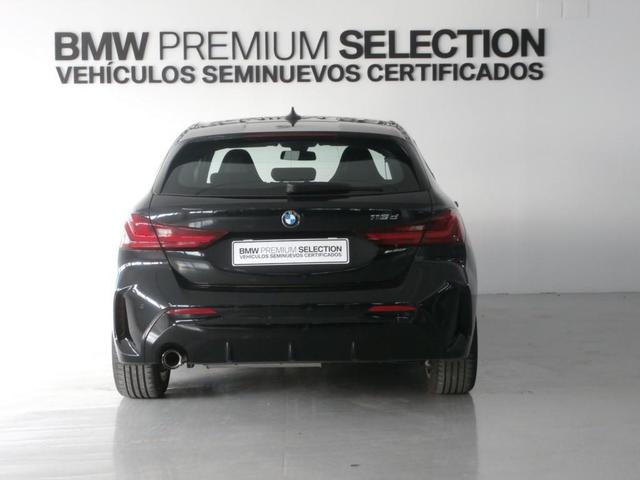 BMW Serie 1 116d color Negro. Año 2021. 85KW(116CV). Diésel. En concesionario Lurauto - Gipuzkoa de Guipuzcoa