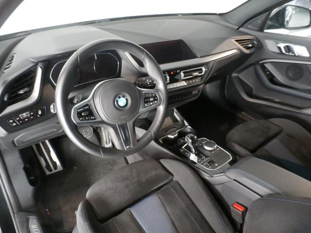 BMW Serie 1 116d color Negro. Año 2021. 85KW(116CV). Diésel. En concesionario Lurauto - Gipuzkoa de Guipuzcoa