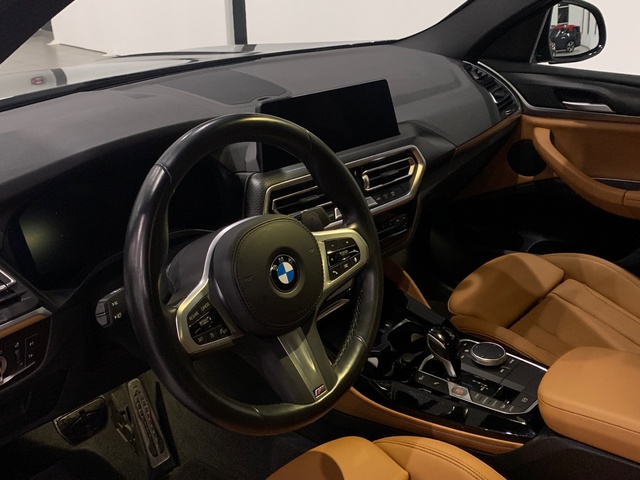 BMW X4 xDrive20d color Gris. Año 2023. 140KW(190CV). Diésel. En concesionario Celtamotor Vigo de Pontevedra