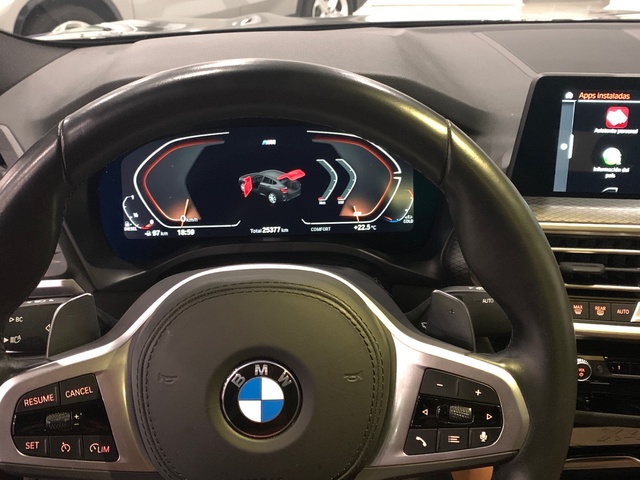 BMW X4 xDrive20d color Gris. Año 2023. 140KW(190CV). Diésel. En concesionario Celtamotor Vigo de Pontevedra