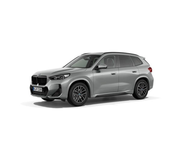 BMW X1 sDrive18d color Gris Plata. Año 2024. 110KW(150CV). Diésel. En concesionario Celtamotor Lalín de Pontevedra