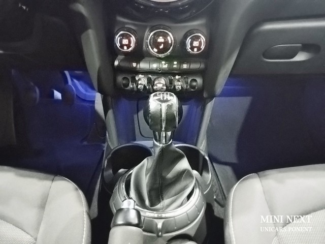 fotoG 16 del MINI MINI 3 Puertas Cooper 100 kW (136 CV) 136cv Gasolina del 2016 en Lleida