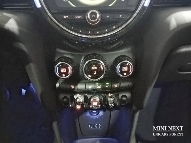 fotoG 17 del MINI MINI 3 Puertas Cooper 100 kW (136 CV) 136cv Gasolina del 2016 en Lleida