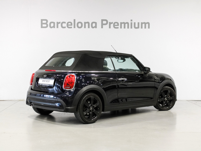 fotoG 3 del MINI MINI Cabrio Cooper 100 kW (136 CV) 136cv Gasolina del 2024 en Barcelona