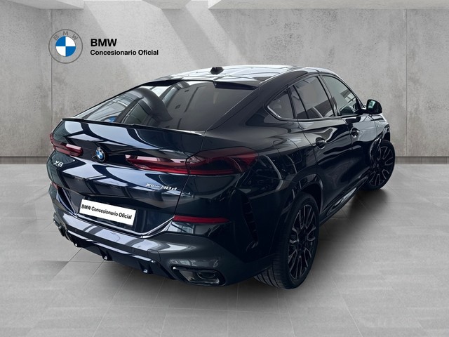 BMW X6 xDrive30d color Negro. Año 2024. 210KW(286CV). Diésel. En concesionario Eresma Motor de Segovia