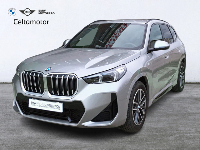 BMW X1 sDrive18d color Gris Plata. Año 2024. 110KW(150CV). Diésel. En concesionario Celtamotor Vigo  de Pontevedra