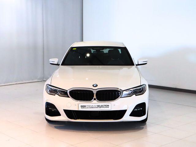 BMW Serie 3 320d color Blanco. Año 2020. 140KW(190CV). Diésel. En concesionario Pruna Motor de Barcelona